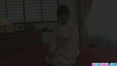 น้องมาริกะคนสวยในชุดกิโมโนโดนแทงหูจนพรุนร้องงี๊ด ๆ