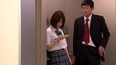 หนังโป๊ นักเรียนสมัยนี้มันเก่งมาก ร่านดีมากเลยครับ ยั่วควยครูจนแข็ง