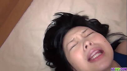 นักเรียนแอบพากันหนีเรียนเข้าม่านรูดดูดควยให้แฟนอย่างเด็ดมากเลยครับ