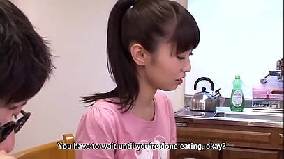 หนังโป๊เมียสอนหลานตัวเองเย็ดกับผัวต่อหน้า เรียกหลานชายมาเย็ดอีกคน