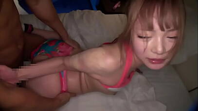 เมียเพื่อนหื่นจัดมากนัดเพื่อนผัวไปเย็ดที่บ้าน