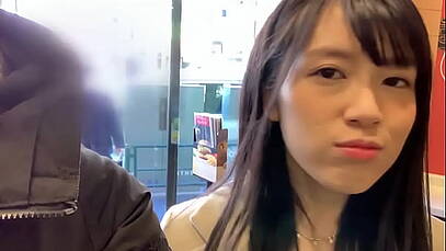 คนขับรถ เอาควยเสียบหีทางด้านหลังหลานนายจ้างซอยอย่างถี่ยิบเลยครับ