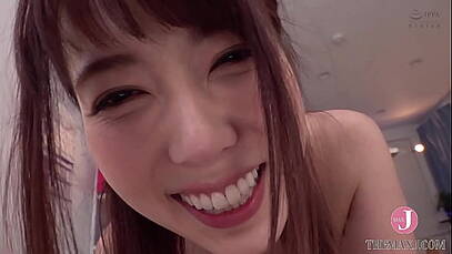 เย็ดหีนักร้องสาวคาเฟ่ แห่งหนึ่งพามาเย็ดในห้องกลางเมืองหีใหญ่ขาวอวบอูมมาก